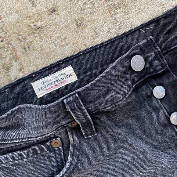 Dark grey Levi's - Picture 2 of 2